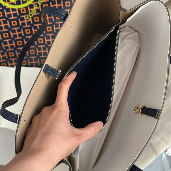 NWT ,Tory Burch Blake center zip Navy Blue with gold hardware Tote Bag - Picture 8 of 16
